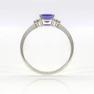 9K White Gold Tanzanite/Diamond Dress Ring 1.04CT