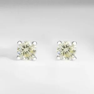 9K White Gold Diamond Claw Stud Earrings 0.24CT