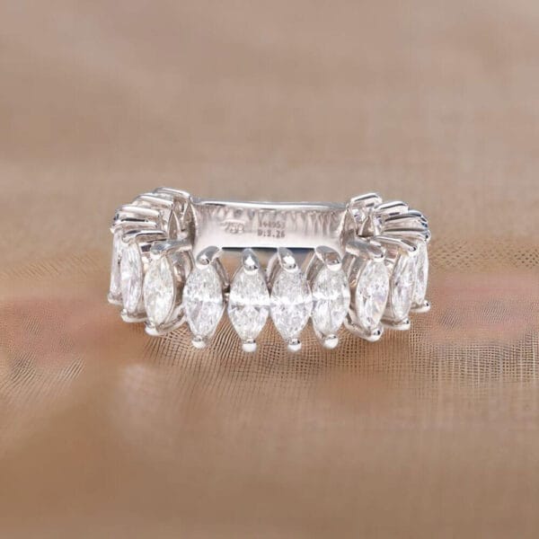 18K White Gold Diamond Fancy Stretch Ring - Image 2